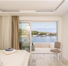 Luxury 6 Bedroom Brac Island Beach Front Villa With Heated Infinity Pool and lift near Sumartin sleeps 12